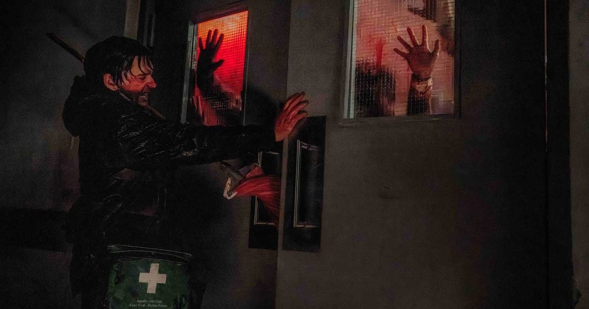 Resident Evil : on s’est (enfin!) pris au jeu de cette flippante nouvelle adaptation du jeu vidéo culte