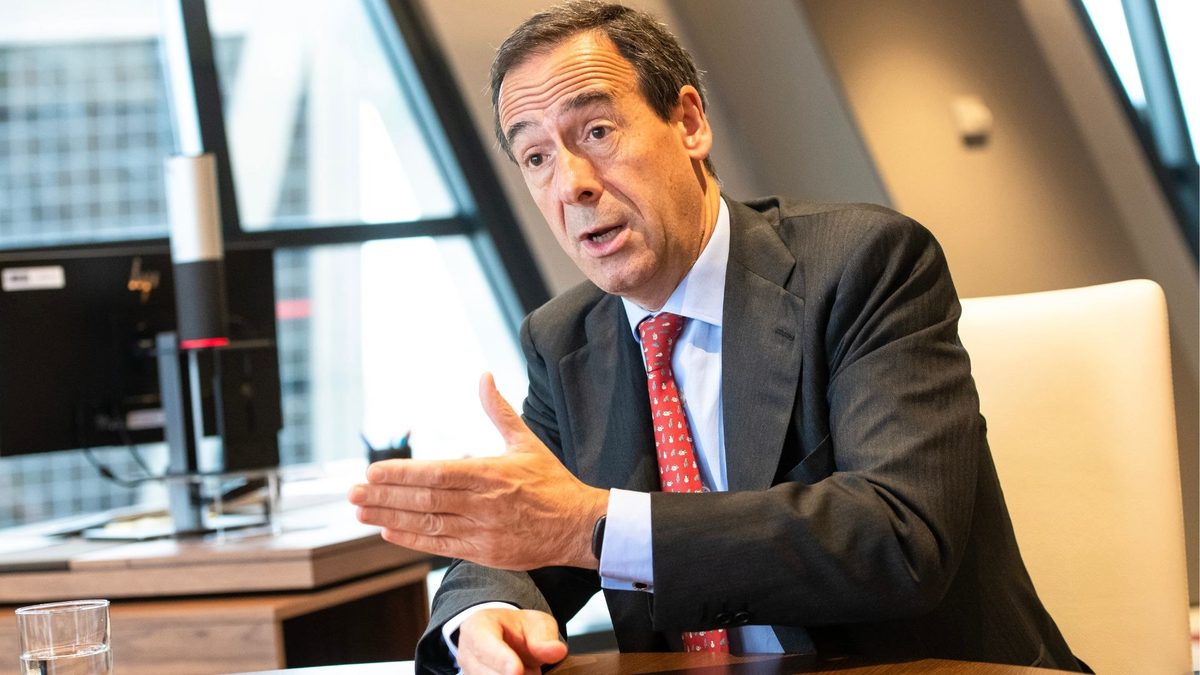 CaixaBank venderá más riesgo para blindar el dividendo pese al alza del crédito