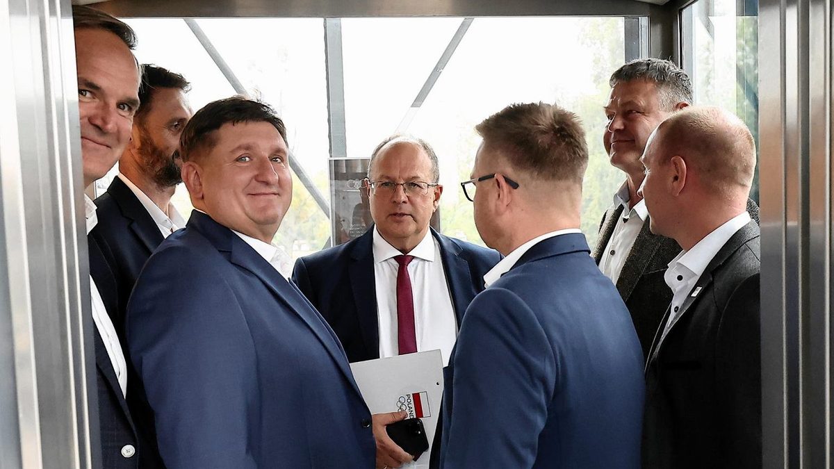 Piesiewicz wciąż jest w PKOl. W kasie brakuje grubych milionów