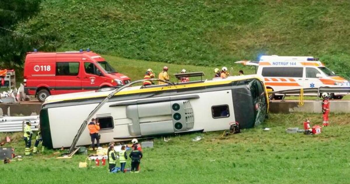 Tragedia nei Grigioni: un pullman olandese si ribalta in Engadina, diversi morti e feriti