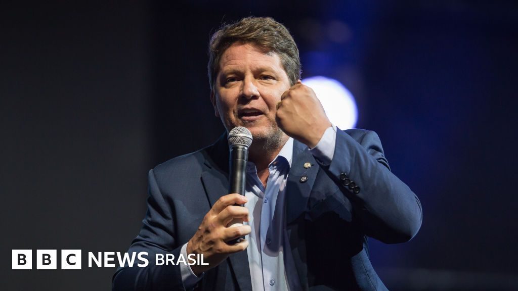 Quem é Mario Frias, alvo da PF em operação que investiga suspeita de desvio de emendas e o financiamento de 'Dark Horse'