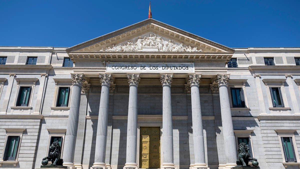 Ni trastienda ni pasillos oscuros: por qué regular el ‘lobby’ lo legitima de verdad