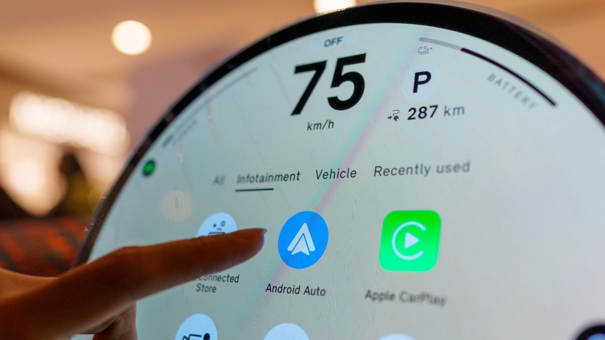 How to manually update Android Auto (and what it might mean if you can't)