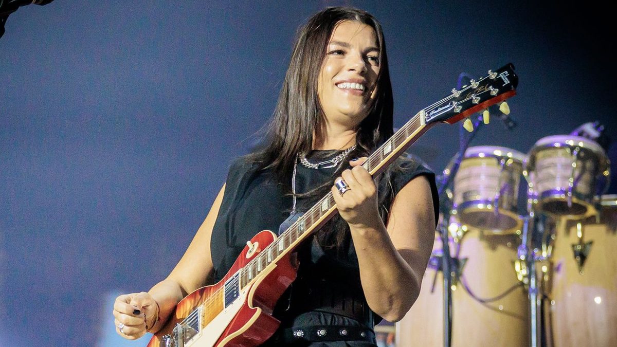 Al concerto di Emma Marrone a Milano arriva anche Stefano De Martino