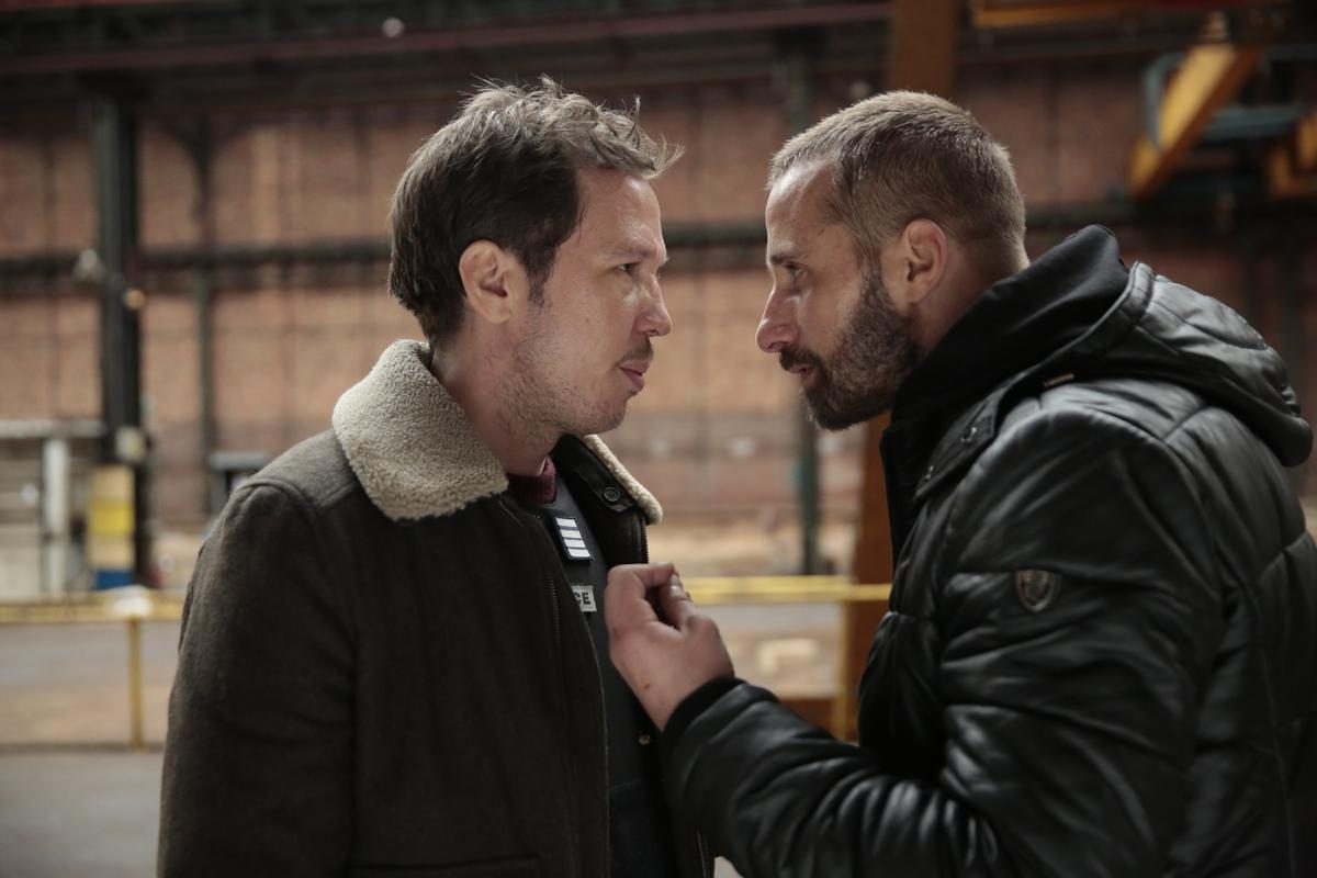 « Frères ennemis » : Reda Kateb face à Matthias Schoenaerts dans un polar sans pitié