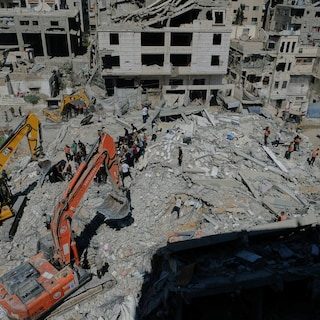 20 doden en meer dan 100 vermisten bij instorting flatgebouw in Gaza