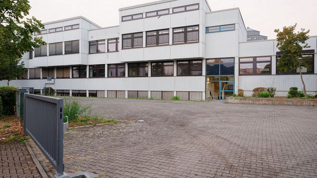 Schule: Ministerin: Brennpunktschule muss wieder zur Ruhe kommen