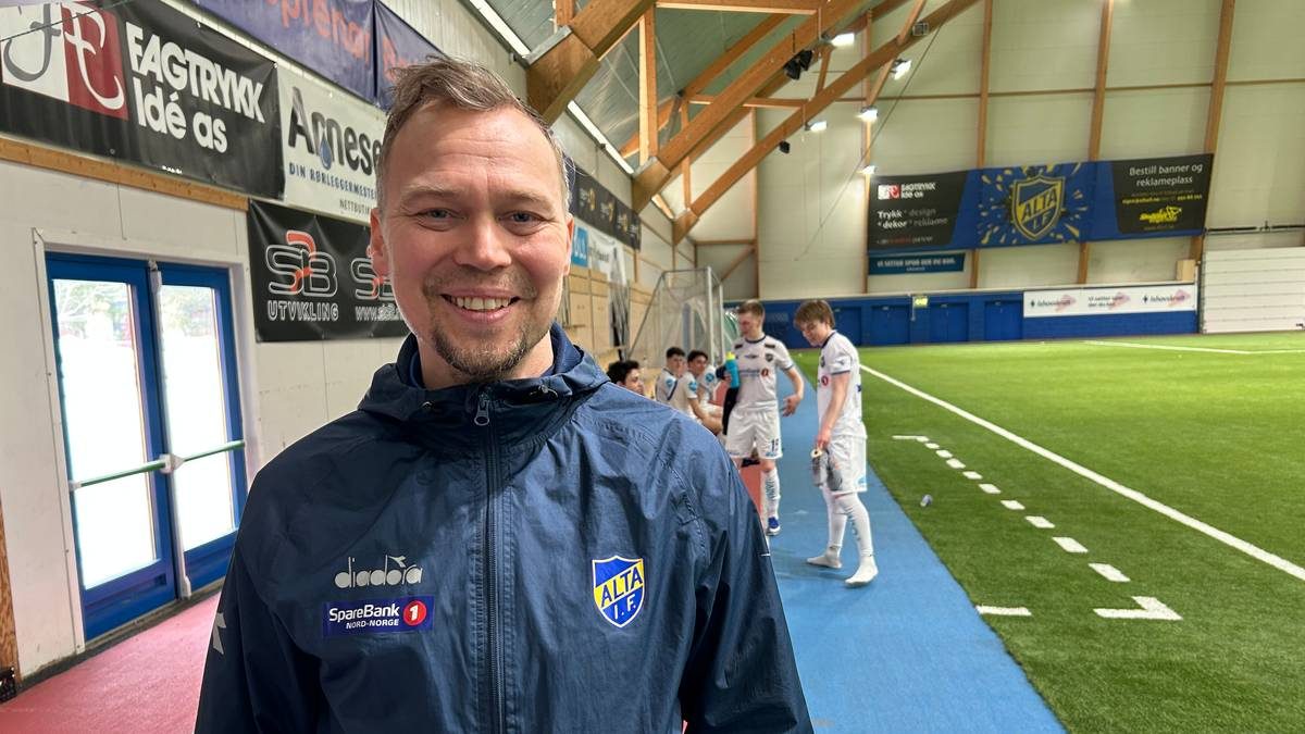 Magnus (40) møter TIL i ny rolle: – Har alt å vinne