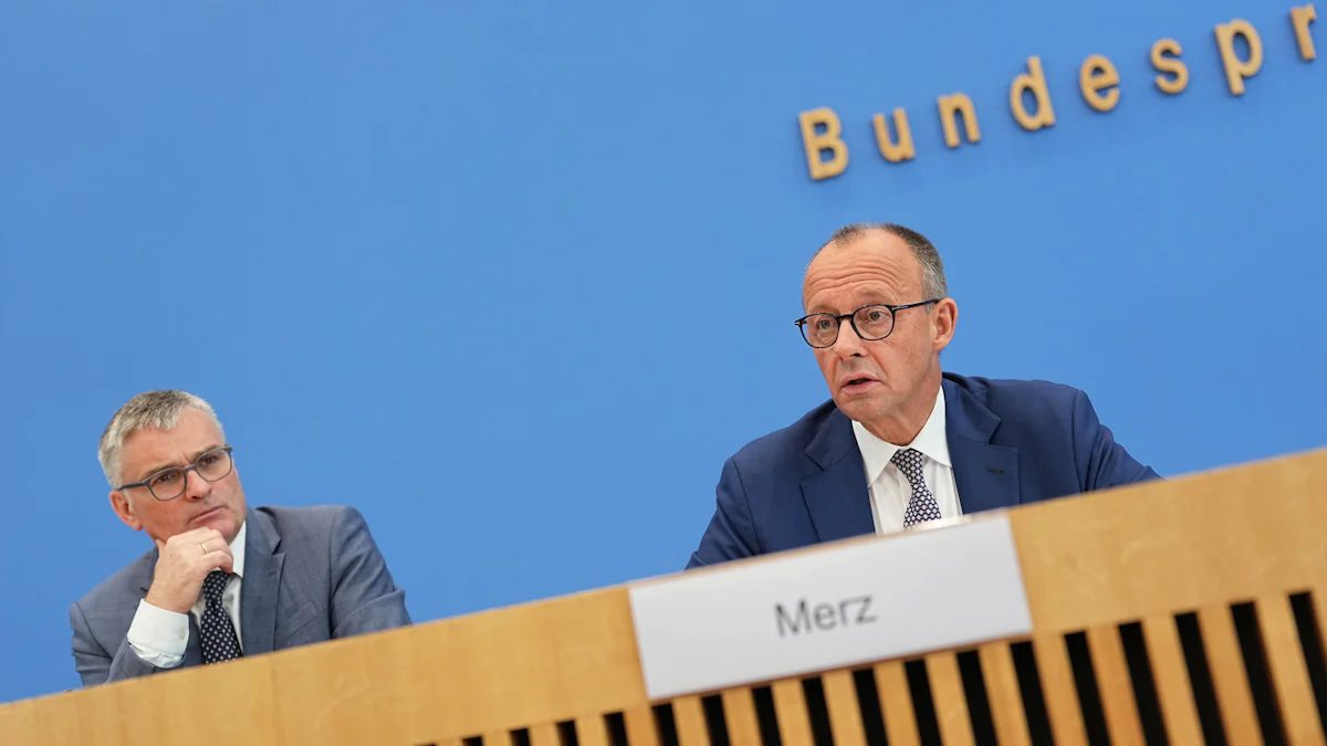 Newsblog zur Bundespolitik: Bas legt verspäteten Aktionsplan gegen Sozialmissbrauch vor