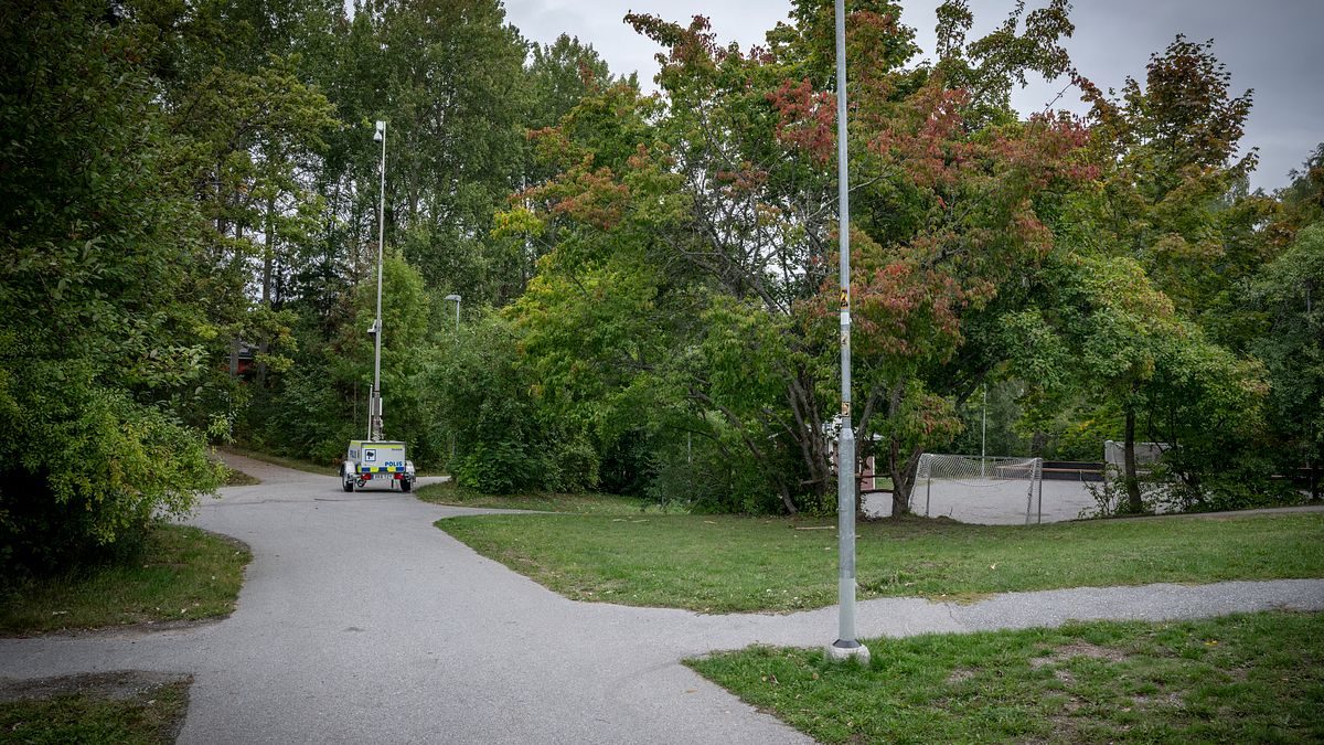 Misstänkt släppt – polis söker annan