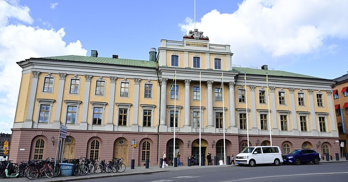 Iransk tjänsteman utvisas från Sverige