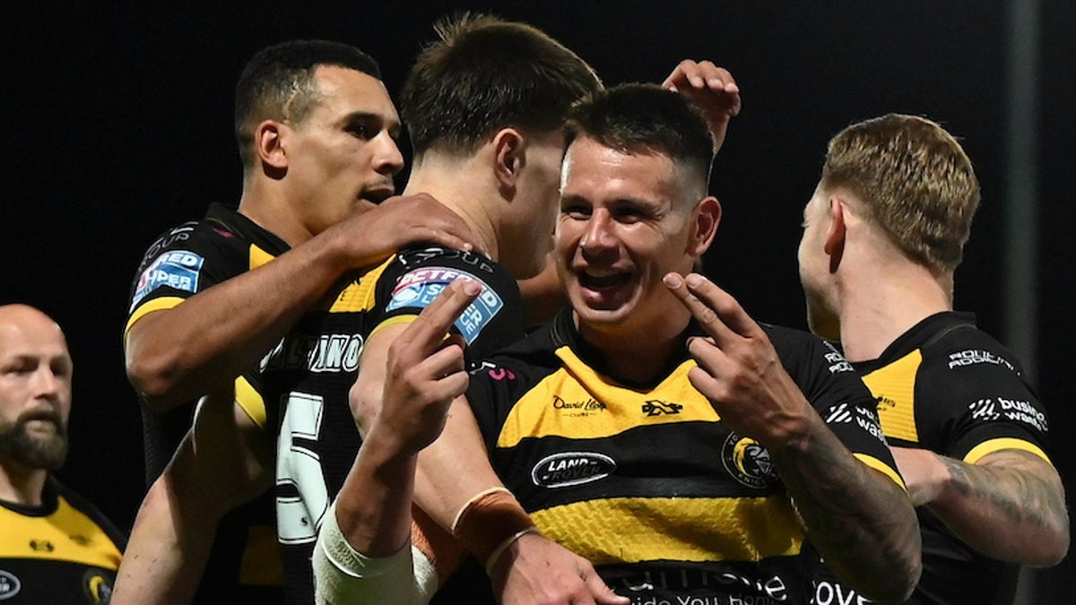 York Knights finish maiden Super League season with thrashing of Bradford