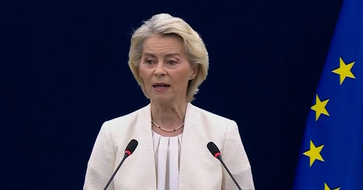 Ursula von der Leyen talar – toppolitiker på plats