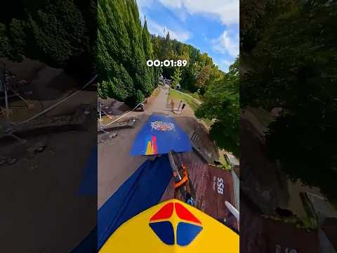 damn this mtb run is nuts, so much skill involved