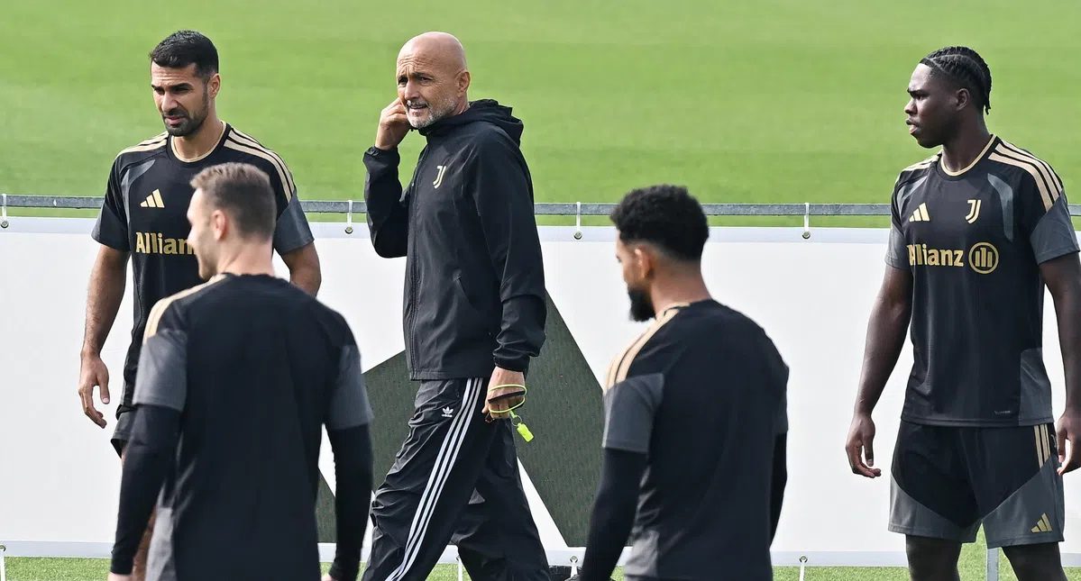 Juventus onder hoogspanning tegen NEC: 'Druk? Ik ben niet anders gewend'