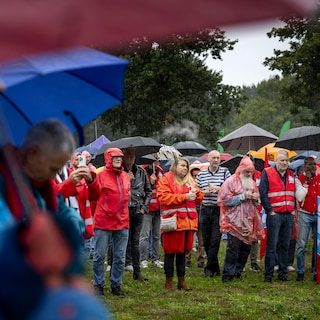Werkgevers roepen de vakbonden op om aan tafel te komen