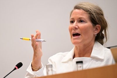 Van Bossuyt (N-VA) laat deur op kier voor dertien Palestijnse studenten