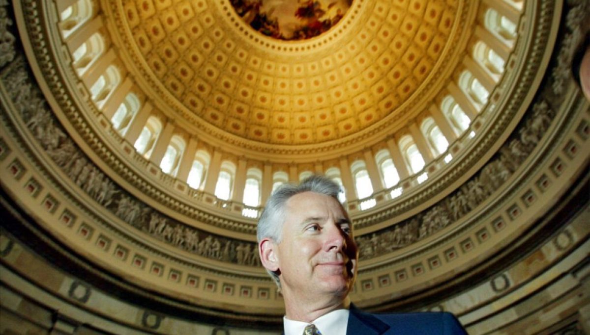 Former Republican governor backs Democrat over Marshall in Kansas Senate race