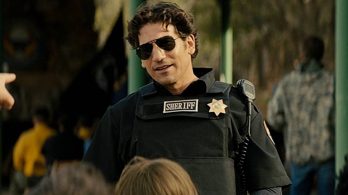 Taylor Sheridan & Jon Bernthal’s Fiery 100-Minute Thriller Puts Up Solid Netflix Fight Against New Releases