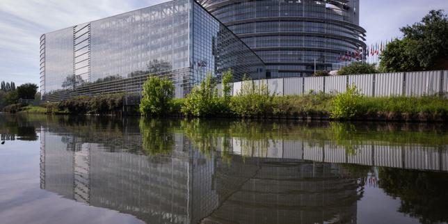 Les eurodéputés de gauche réclament le retrait d’une exposition « anti-avortement » au Parlement européen