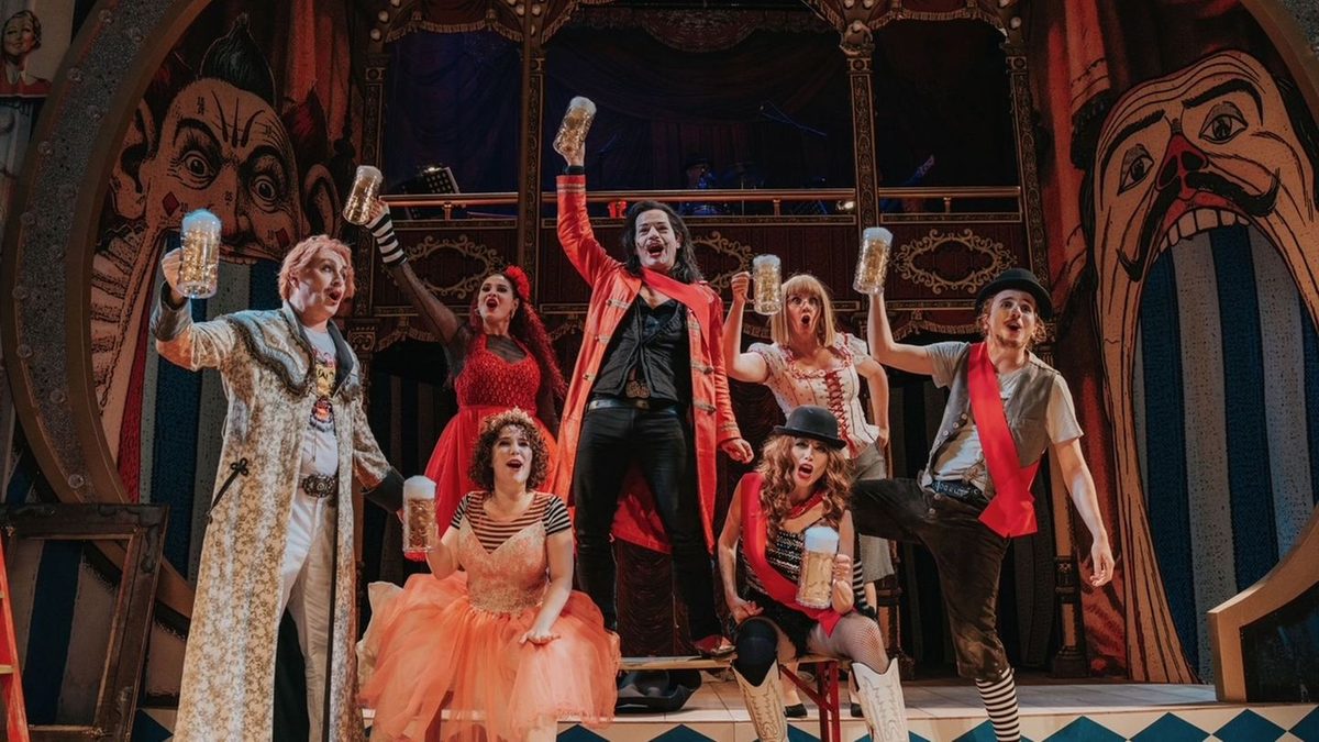 Musik: Oktoberfest-Musical feiert München-Premiere