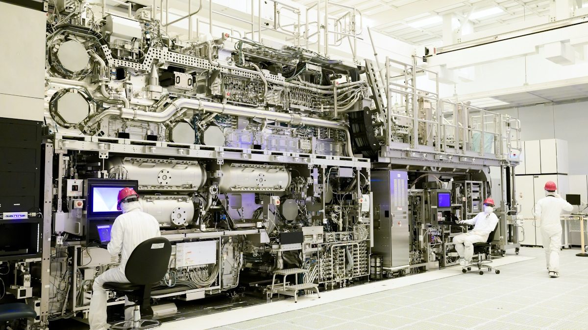 Chiny dopadną ASML? Szef NVIDII wskazuje konkretną datę
