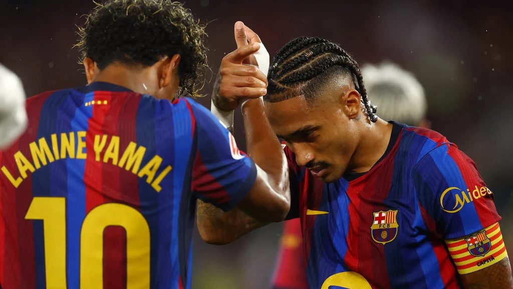 Barcelona haalt ook uit tegen Racing Santander, hattrick Raphinha
