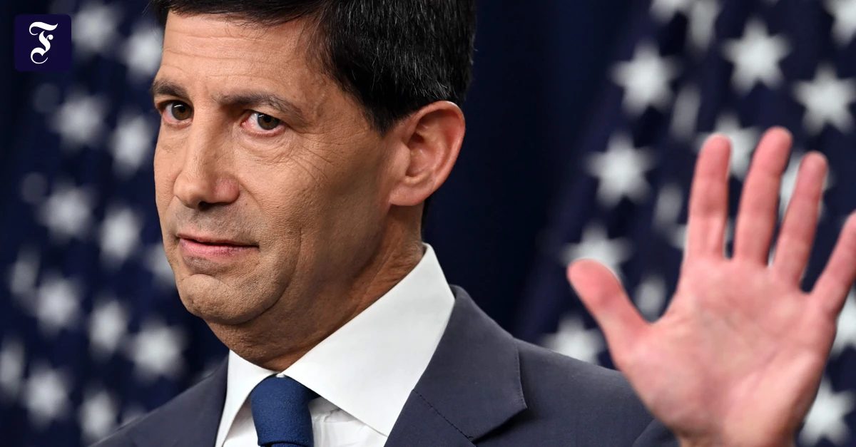 Amerikas Geldpolitik: Fed-Chef Warsh wagt den Zinsschritt