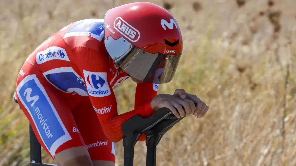 Mas supera con muy buena nota la crono ante Roglic y afianza su liderato