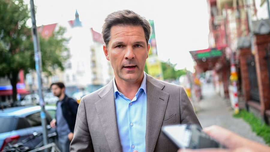 Berlin: Berliner SPD-Kandidat Krach weist Vorwürfe erneut zurück