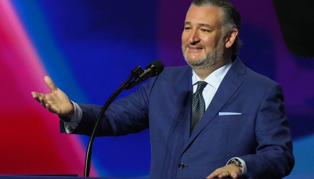 Ted Cruz warns against a ‘Red-Green’ alliance taking over the Democratic Party