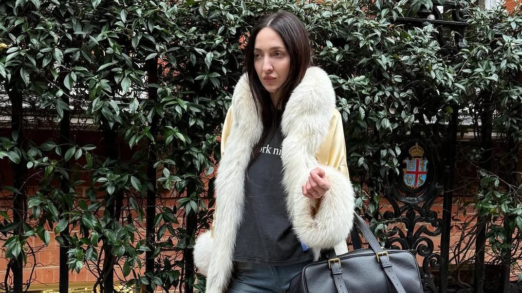 11 Iconic Styles That Prove Mulberry Handbags Are Always A Good Investment
