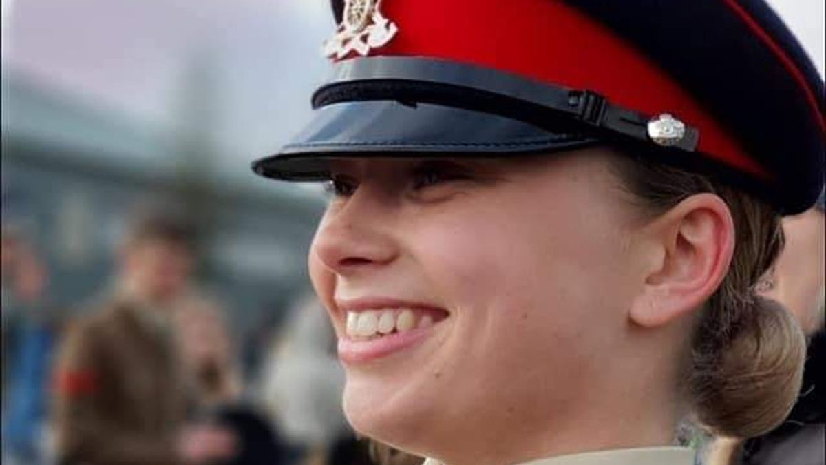 Army officer cleared of charge over teen soldier who later took her own life