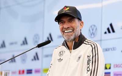 Zijn eerste selectie als bondscoach van Duitsland is uitzonderlijk: Jürgen Klopp roept maar liefst 44 spelers op, Deniz…