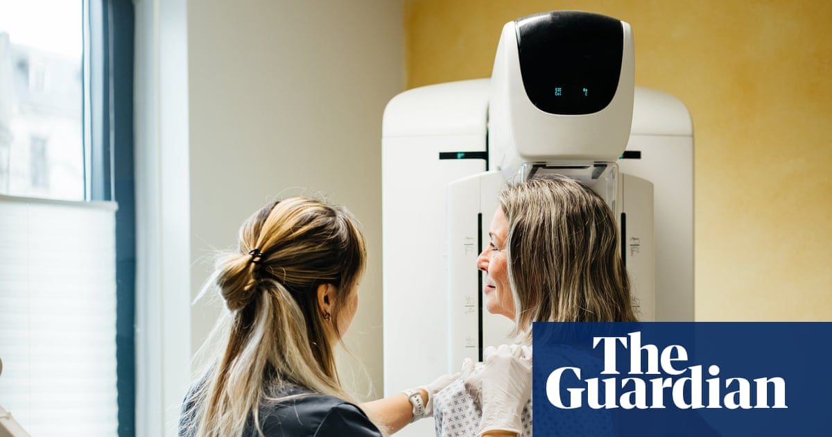 Women in England with incurable breast cancer to get life-extending drug on NHS