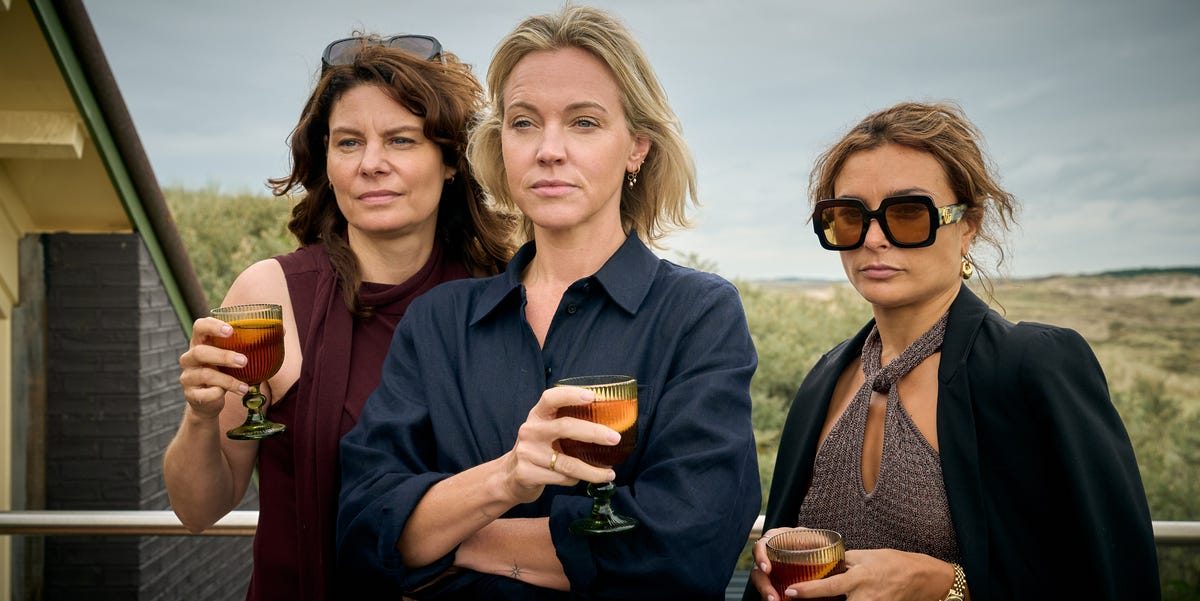 "Brilliant" mystery-thriller packed with twists jumps up Netflix top 10 chart as fans rush to watch