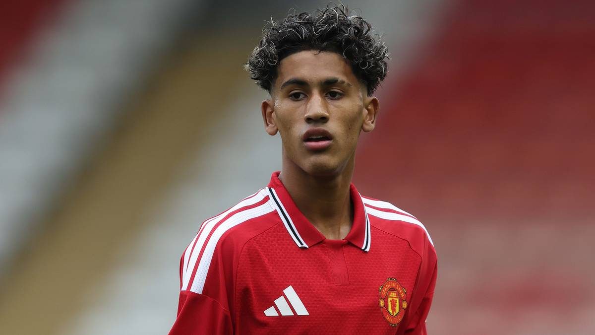Manchester United raknet etter drømmestart