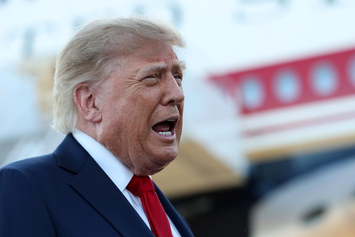 « Ridicule » et « hostile » : Trump menace l’UE et le Canada après sa proposition de partenariat de Von der Leyen