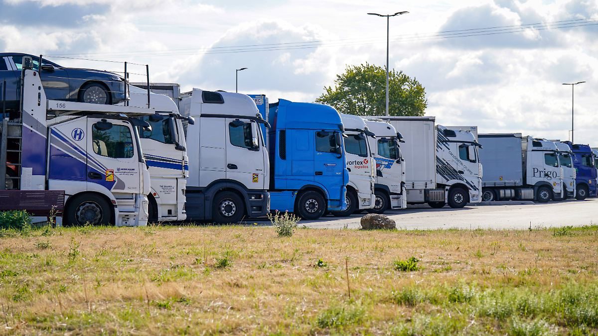 Dieselpreis auf Rekordhoch: Spediteure wenden sich in Brandbrief an Merz