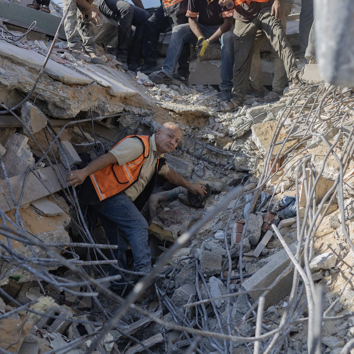 The Deadly Choice Facing Many Gazans, and a New Disclosure of ‘Concerning’ A.I. Behavior