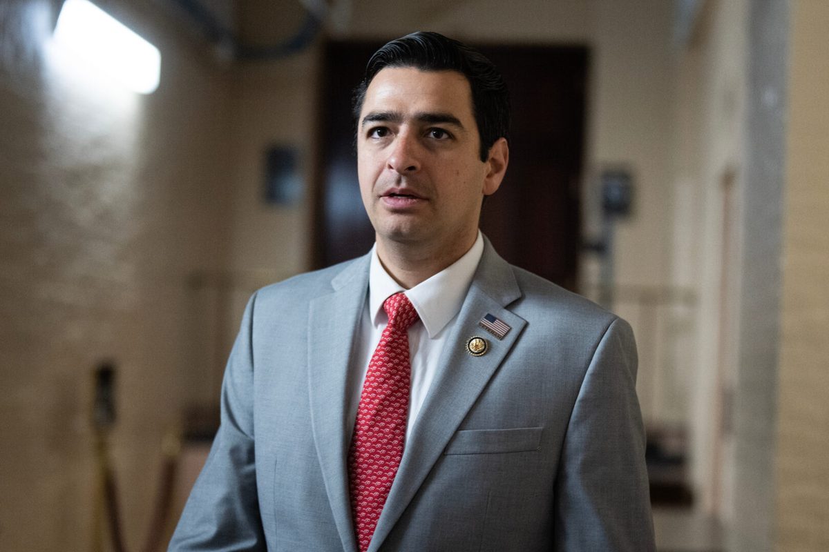 Bill aimed at voter anger over data centers passes House