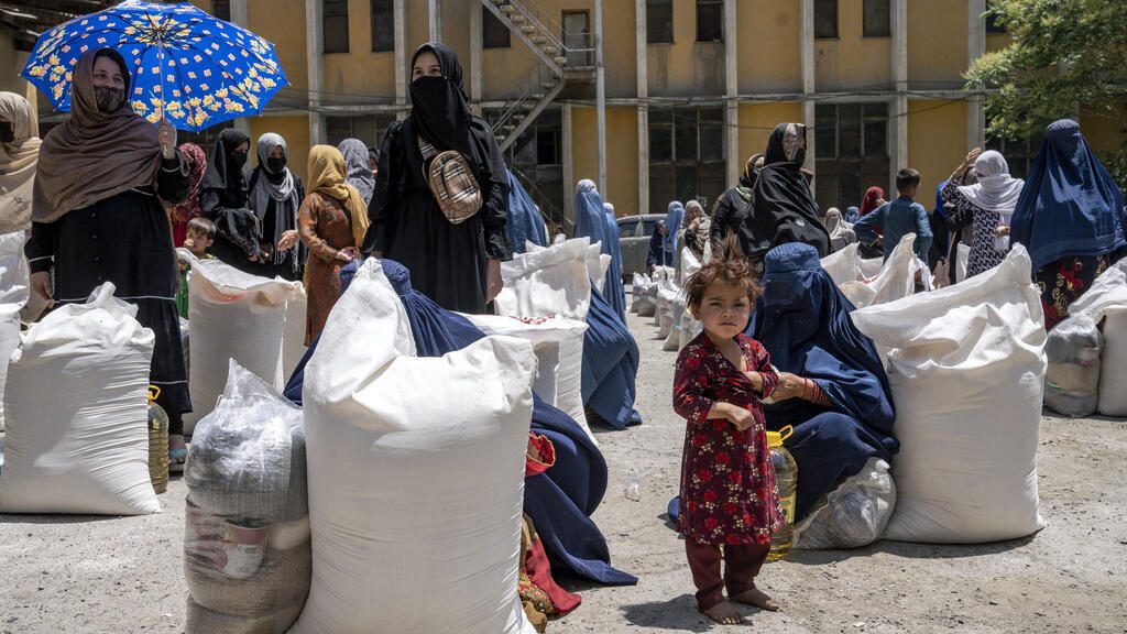 Crise de la faim en Afghanistan: «Des enfants trop fragiles pour supporter une opération»