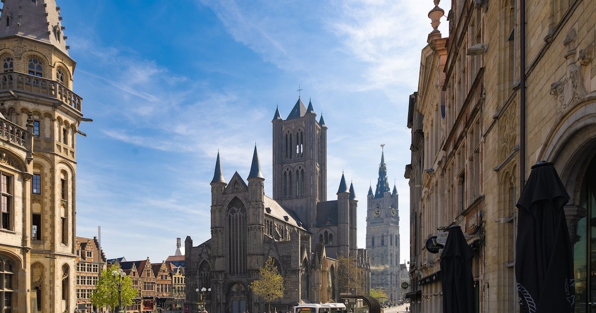 Cette ville belge part en guerre contre les autocars de touristes: ils ne seront plus autorisés dans le centre-ville à…