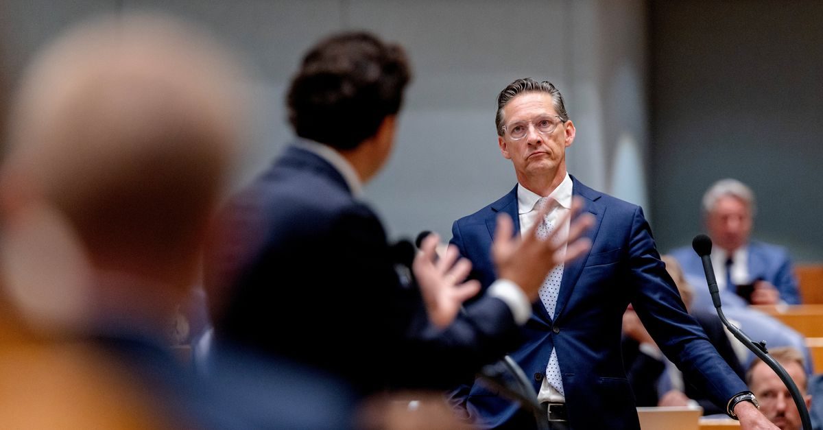 JA21-leider Eerdmans dient met VVD en CDA motie over immigratie in