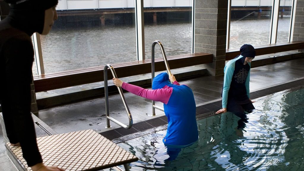 Vrouw in boerkini ten onrechte uit sauna Hierden gestuurd