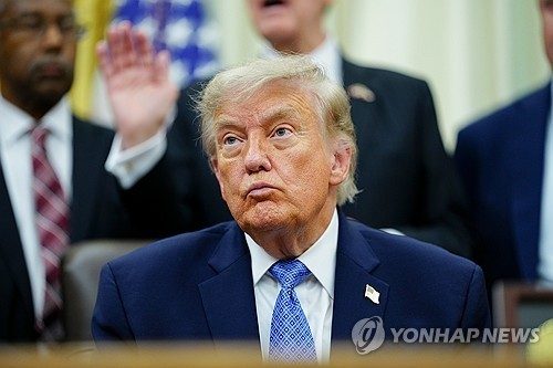 트럼프, 이민단속국장 지명 석달만에 철회…10년넘게 대행체제