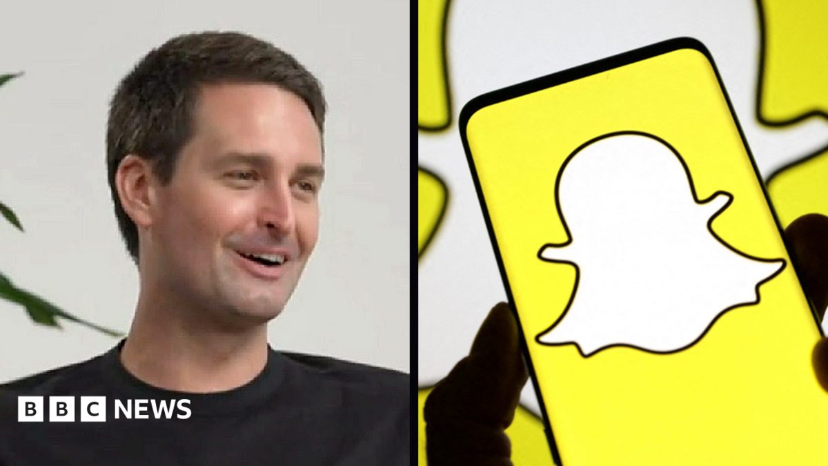 Snapchat 'willing to implement' daily time limits for teens, boss tells BBC