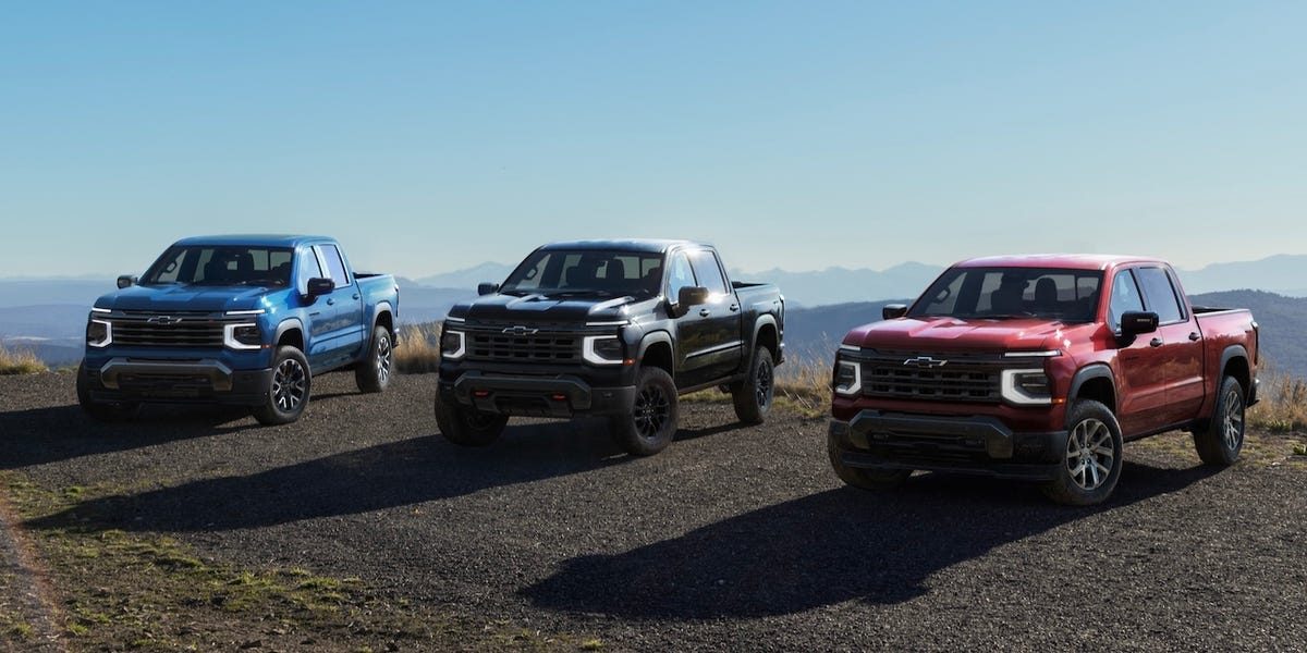 2027 Chevy Silverado 1500 and GMC Sierra 1500 Boast New V-8s, a Better 4-Cylinder, and Keep the Diesel