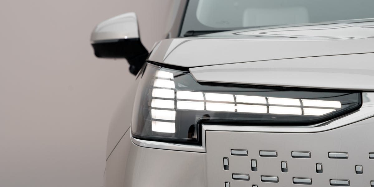 Volvo Plans to Roll Out 13 New Vehicles by 2030