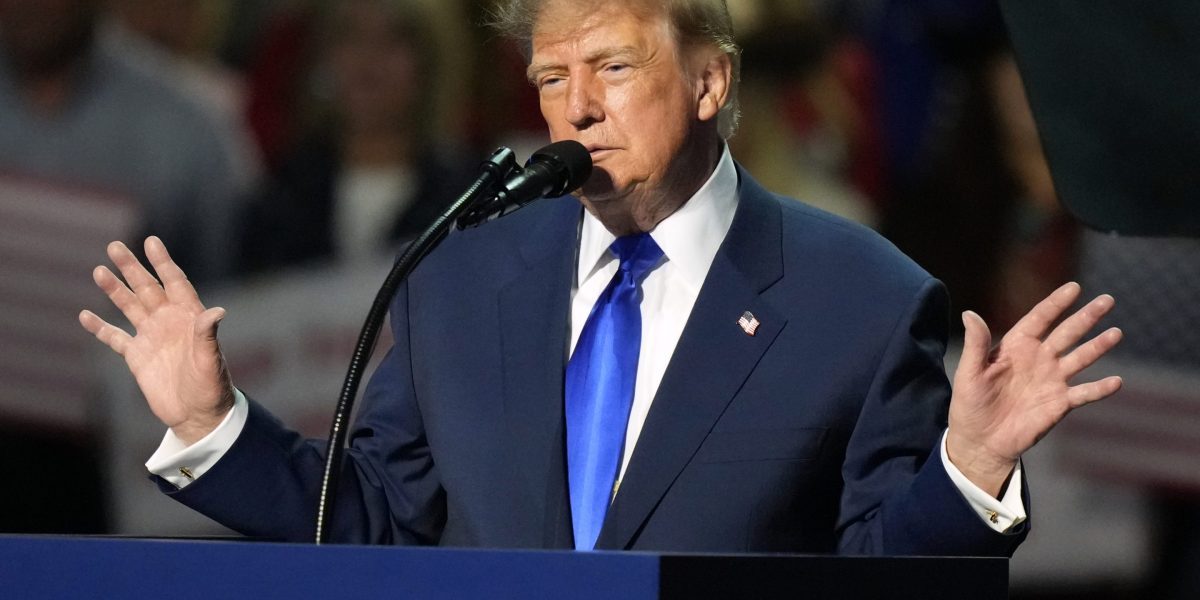 Trump tries to bribe Americans to vote Republican with promise of $5,000 dividend — only if the GOP wins